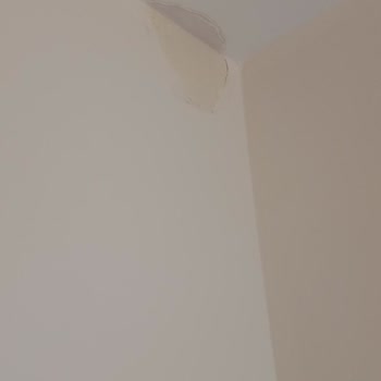 TOKİ Konutunda Teslim Edilen Dairede Şok Edici Sorunlar!