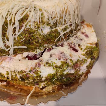 Ezilmiş Pasta, Ulaşılamayan Müşteri Hizmetleri!