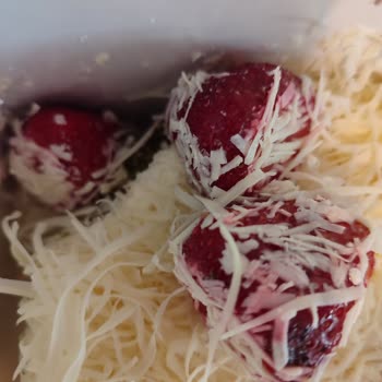 Ezilmiş Pasta, Ulaşılamayan Müşteri Hizmetleri!