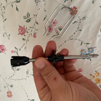 Grundig Blender Setinin Çırpıcıları Sürekli Yerinden Çıkıyor