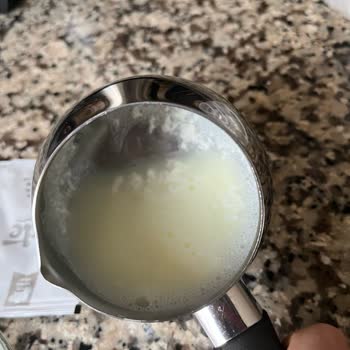 Tazemasa Aldığımız Süt Ve Meyveler Bozuk Çıktı, Sağlığımız Tehlikeye Girdi