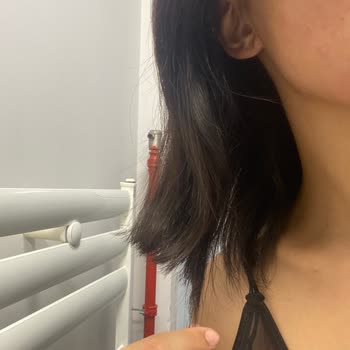 Kuaför Mervemm (Bergama) Saçımı Yamuk Kesti