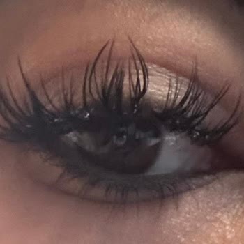 Gizem Doğan Beauty | Ataköy İpek Kirpik Uygulaması Sonrası Yaşanan Sorunlar ve İletişim Eksikliği