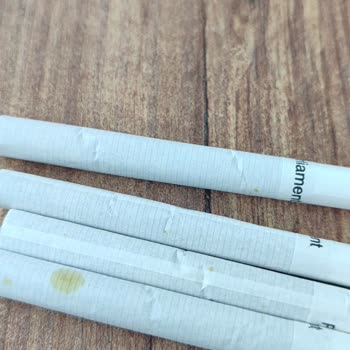 Parliament Midnight Blue Sigaralarda Lekeler Ve Kalite Sorunu