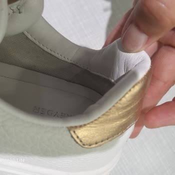 Ayakkabının Bilek Kısmındaki Deri Kalıntıları Acı Veriyor Değişim Yapılmadı