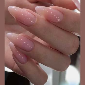 Eylül Öztürk Nail Spa İstediğim Tırnak Modeli Yapılmadı, Tırnaklarım Zarar Gördü