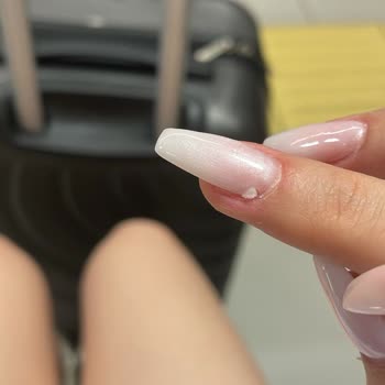 Kötü Manikür Ve Pedikür Deneyimi, İlgisiz Hizmet Ve Çözüm Sunulmaması