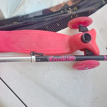 Aldığım Scooter Kısa Sürede Kırıldı, BİM'den Dönüş Alamadım