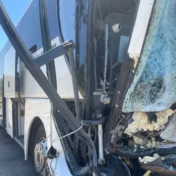 Eski Ve Güvensiz Otobüsle Tehlikeli Yolculuk, Kazada Mağduriyet Ve İlgisizlik