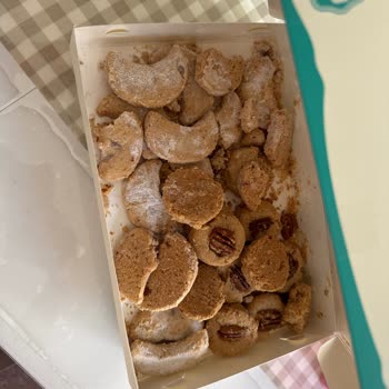 Kurabiyeler Çöp Oldu, İki Firma Da Sorumluluktan Kaçtı