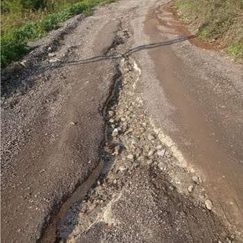 Arsuz Belediyesi Yolumuz Yok, Suyumuz İçilmiyor, Hizmet Bekliyoruz