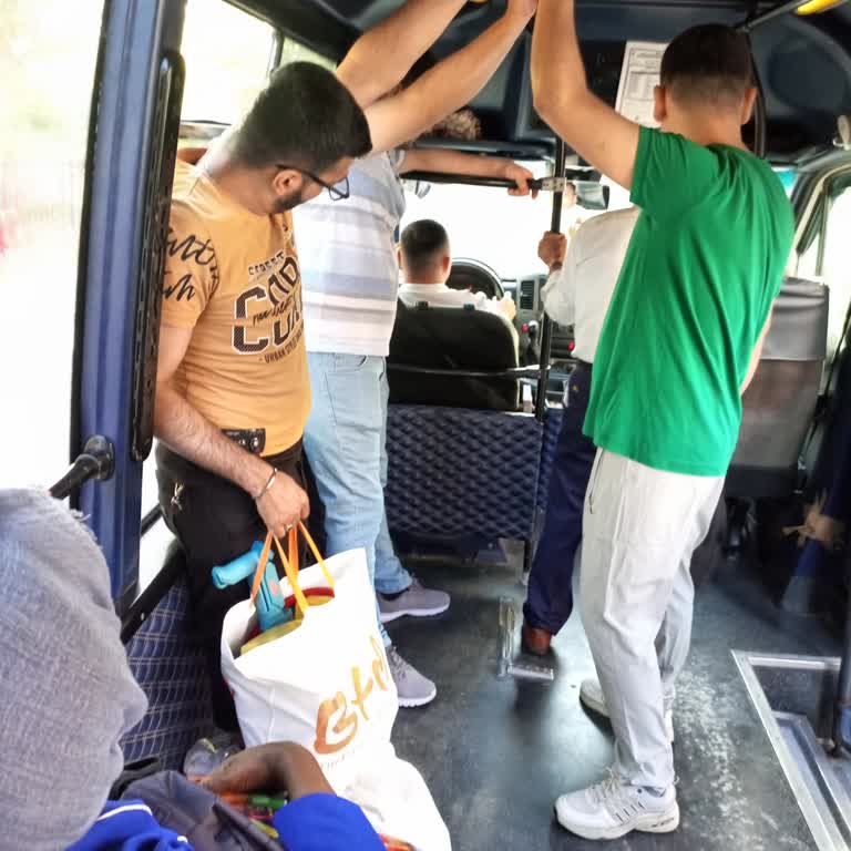 Dolmuş Şoförünün Yolculuk Sırasında Güvenlik Ve Saygı İhlali