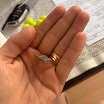 Aldığım Sakız Paketinden Plastik Madde Çıktı Yaşadığım Hayal Kırıklığı