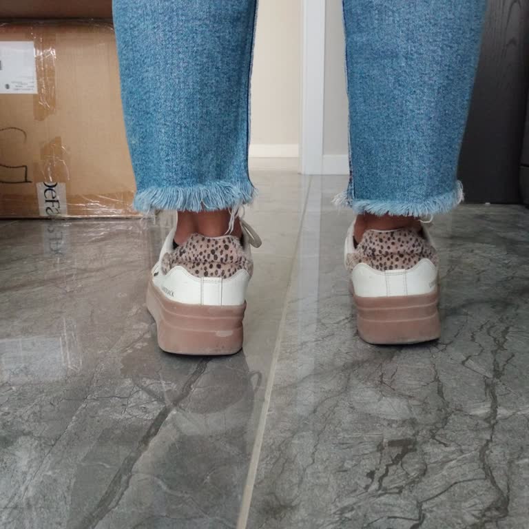 Lumberjack Sneaker'da Üretim Hatası Ve Olumsuz İnceleme Sonucu