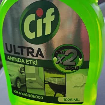 Cif Ultra Kullanımı Sonrası Buzdolabı Kapağında Çıkmayan Lekeler Oluştu