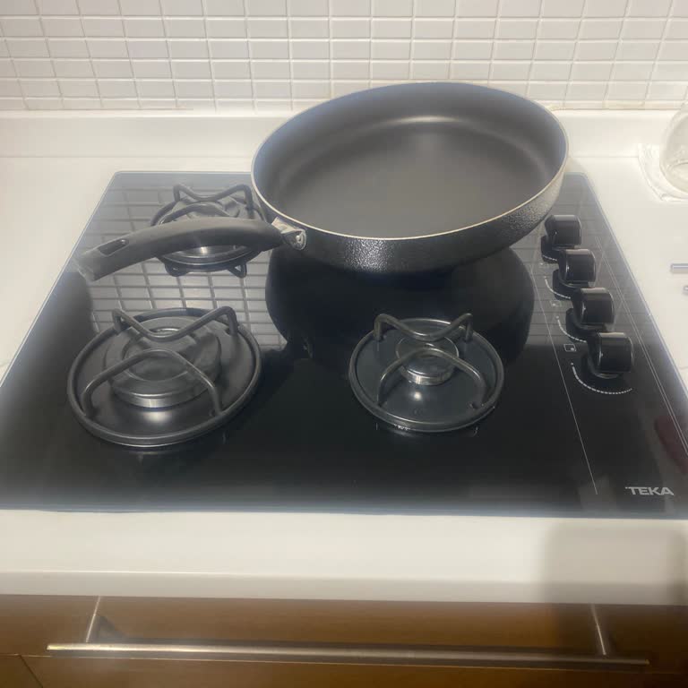 Teka Ocakta Güvenlik Sorunu: Tava Ve Tencereler Kayarak Tehlike Yaratıyor