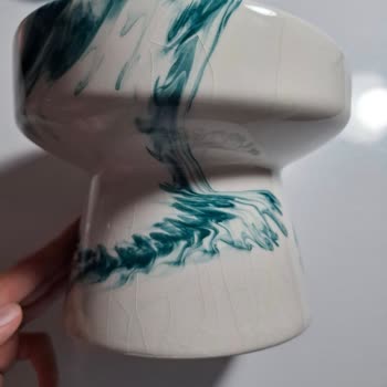 Çatlak Mama Ve Su Kapları Hayal Kırıklığı Yarattı