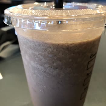 Çikolatalı Milkshake Tadı Kötü, İlgisiz Personel Deneyimi