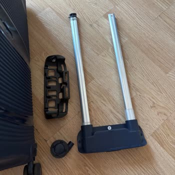 İlk Kullanımda Kırılan Valiz İçin Çözüm Talebi