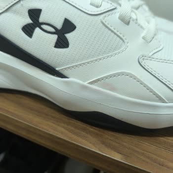 Under Armour Ayakkabının Orijinalliğinden Ve Kalitesinden Şüpheliyim