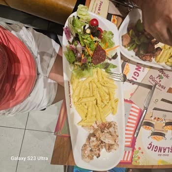 Salatada Çürük Ürün Ve Eksik Servis Mağduriyeti