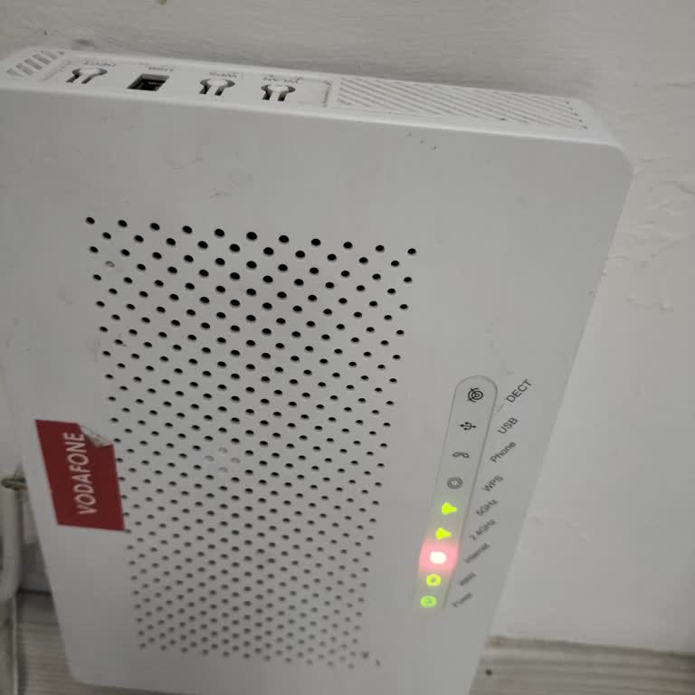 24 Saattir İnternet Yok, Muhatap Bulamıyoruz!