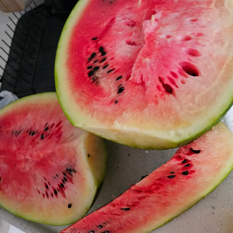 Büyük Marketten Alınan Karpuz Kabak Çıktı Emeğimiz Boşa Gitti