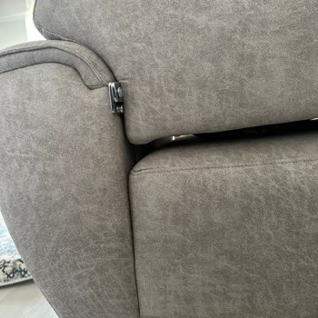 Kelebek Mobilya Koltukta Üretim Hatası Ve İlgisizlik Mağduriyeti