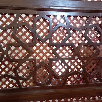 Diyanet İşleri Başkanlığı Cami Bölme Panelinde Haç Sembolü Sorunu Dikkate Alınmalı