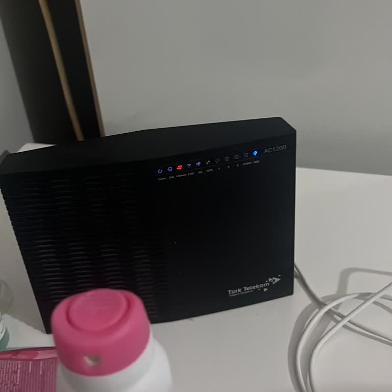 Nusaybin Merkezde Sık Sık Yaşanan Uzun Süreli İnternet Kesintileri Eğitimleri Aksatıyor