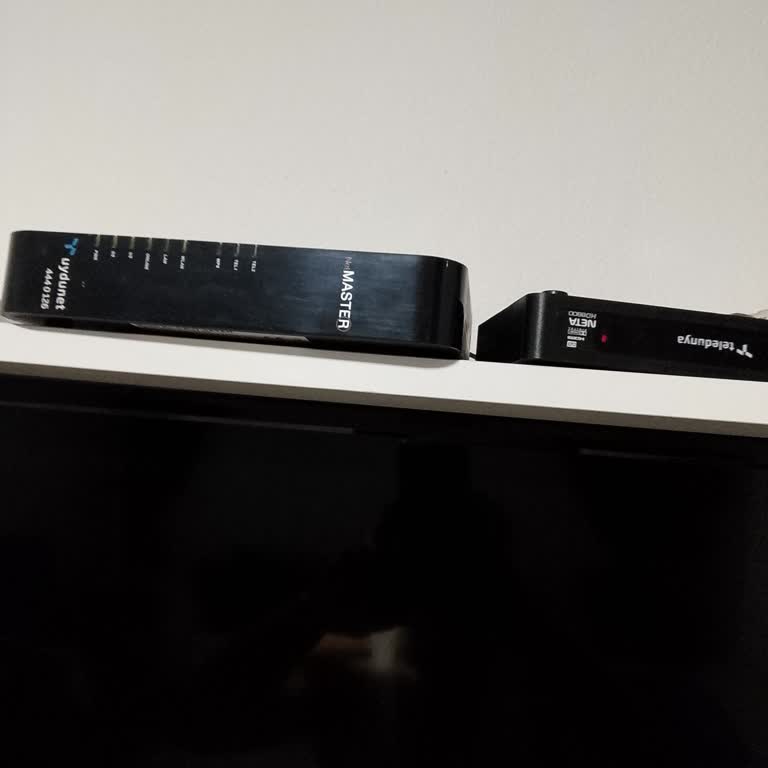 Modem Değişimi İçin Ek Ücret Talebi Ve İnternet Çekim Sorunu