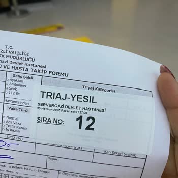 Yoğun Sıra Ve Yetersiz Doktor Nedeniyle Uzun Bekleme Süresi