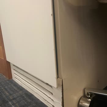 THY'nin Yönlendirdiği Otelde Hijyen Ve Yemek Sorunları Yaşadık