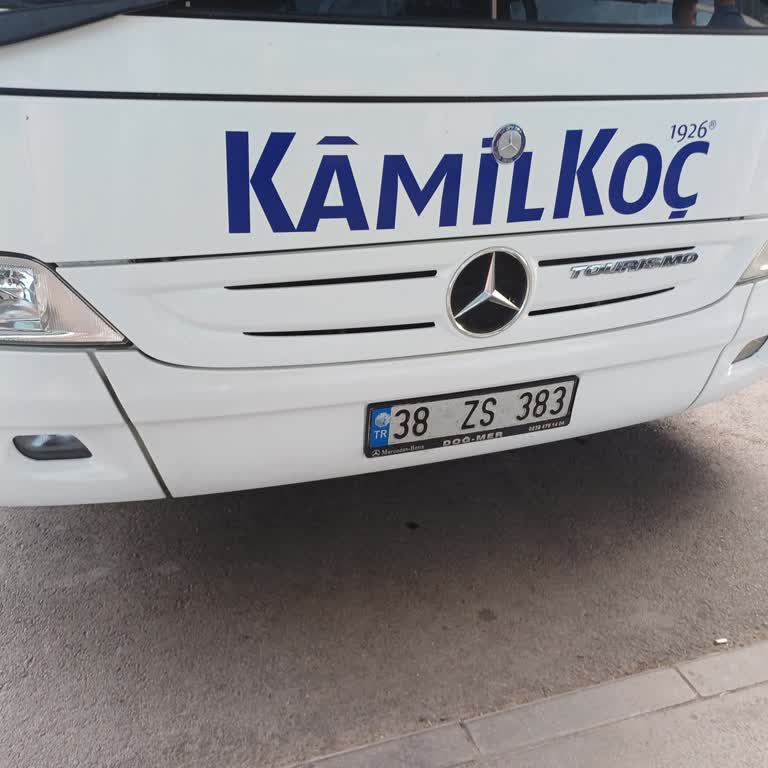 Otobüs Yolcusunu Yol Kenarına İndirip Can Güvenliğimi Tehlikeye Attılar