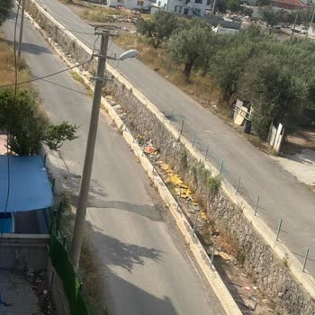 Akhisar Belediyesi Açık Su Kanalı Mahallemizi Tehdit Ediyor: Kalıcı Çözüm Bekliyoruz