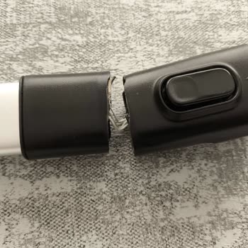 Philips Dikey Süpürgede Tekrarlayan Parça Kırılması Ve Üretim Hatası Mağduriyeti