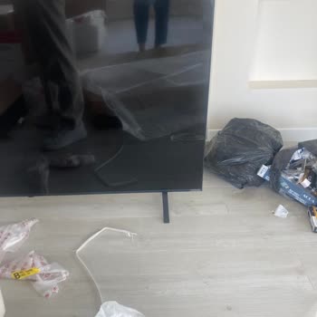 Satın Aldığım LG Televizyon Kırık Çıktı, Media Markt Ve LG Çözüm Sunmuyor