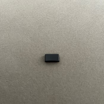 Peynirin İçinden Sert Ve Yabancı Cisim Çıktı