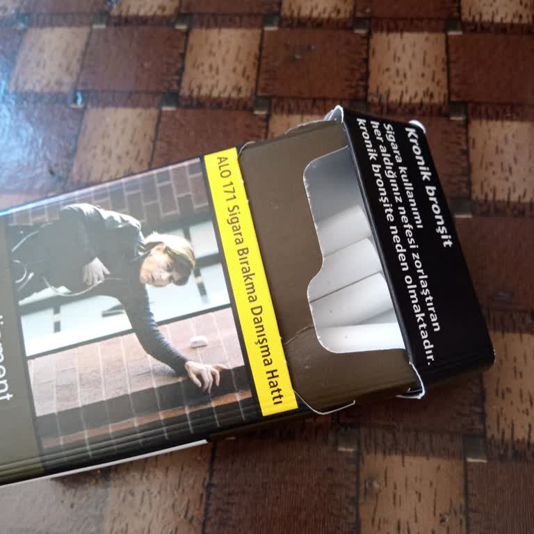 Parliament Sigarada Kalitesiz Ürün Ve Yabancı Madde Sorunu