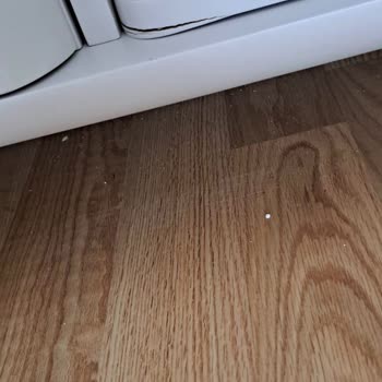 Niens Mobilya'dan Kırık Ve Defolu Ürün, 6 Aydır Çözülmeyen Mağduriyet