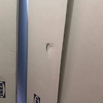 İnternetten Alınan Gardırop Kapaklarında Hasar Ve Değişim Sorunu