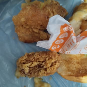 Bursa FSM Şubesi Popeyes'tan Gelen Bayat Ve Sert Ürünler