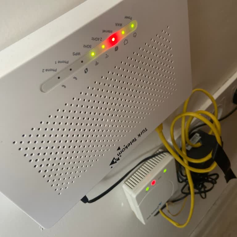 Günlerdir Çözülemeyen Altyapı Sorunu Ve Belirsiz Bilgilendirme