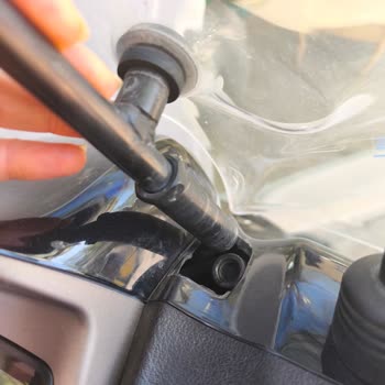 Scooter Ön Camı ve Aparatında Üretim Hatası Hakkında Şikayet