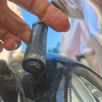 Scooter Ön Camı ve Aparatında Üretim Hatası Hakkında Şikayet