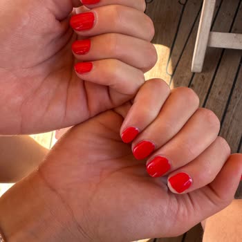 Gratis'te Kalıcı Oje Hayal Kırıklığı: Ürünler Kötüleşti