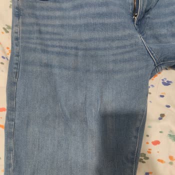 Mavi'den Alınan Jean İlk Yıkamada Leke Ve Çizgi Sorunu Oluşturdu