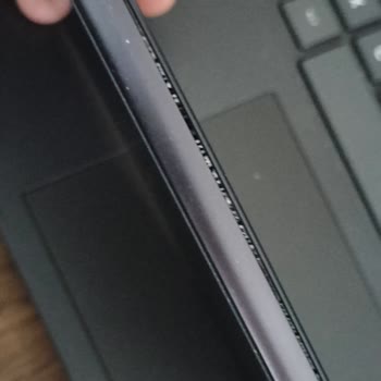 Aşırı Sıcaklarda Telefonun Güvenliği Ve Dayanıklılığı Hakkında Hayal Kırıklığı