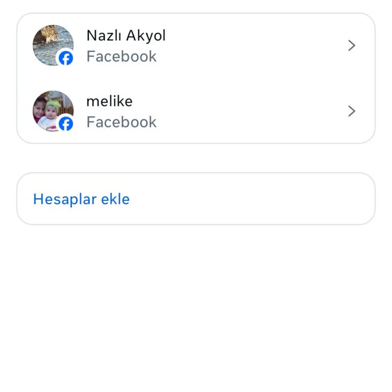 Facebook Hesaplarım Birbirine Bağlandı, Ayıramıyorum!