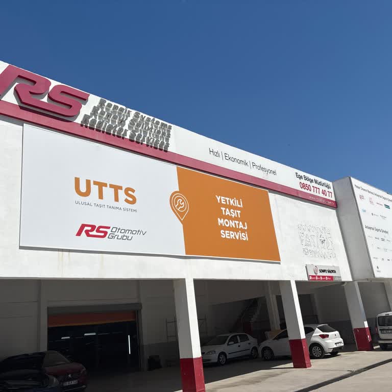 RS Servis'te Düzensiz Sıra Yönetimi Ve İlgisiz Personel Mağduriyeti